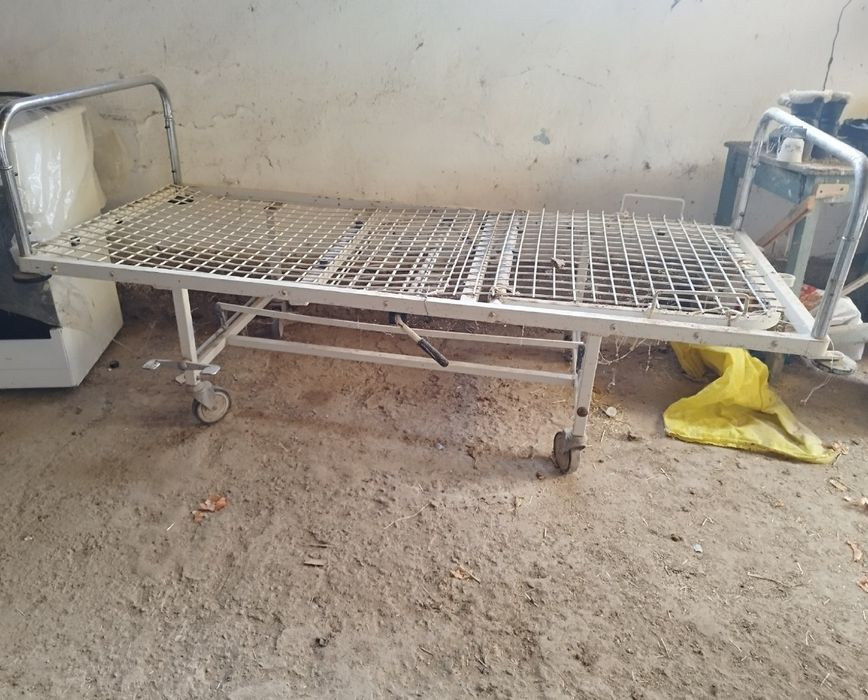 Кровать медицинская