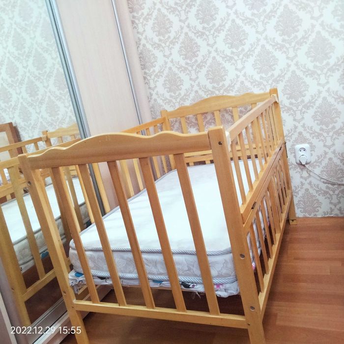 Детская кроватка