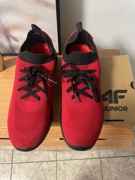 Adidasi 4 F aproape noi
