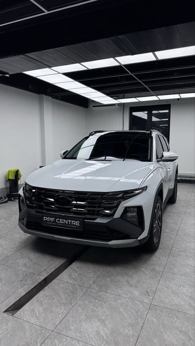 Полиуретановая плёнка для защиты кузова автомобиля