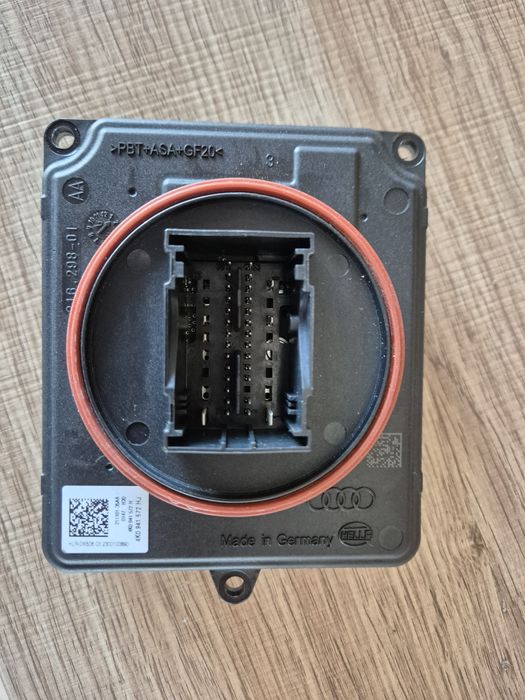 Фар десен за Audi A4 B9/9.5 full led USA Накрайник Дифузьор