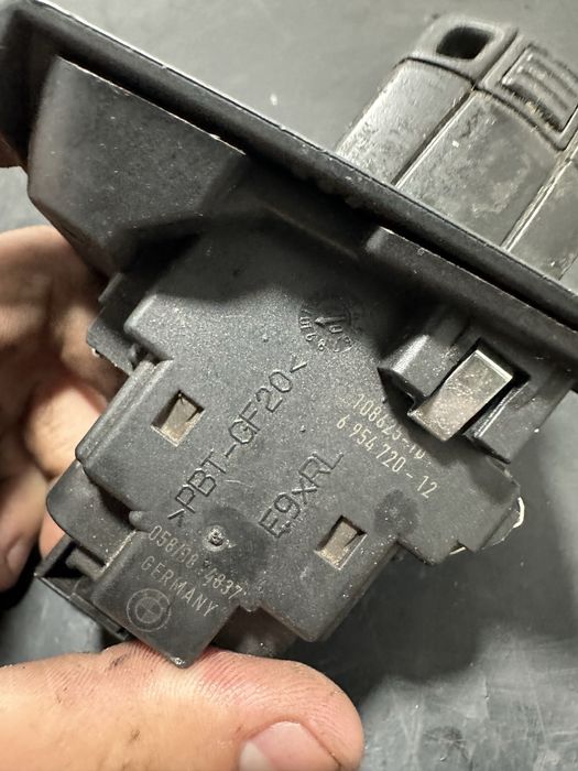 Contact cu cheie BMW Seria 3 E90 E91 E92 E93 | 6964720