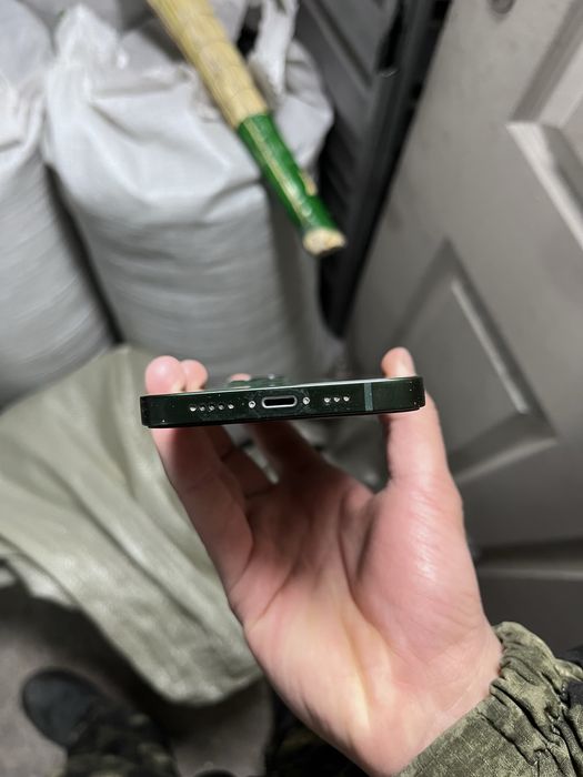 Айфон 13 без каробка