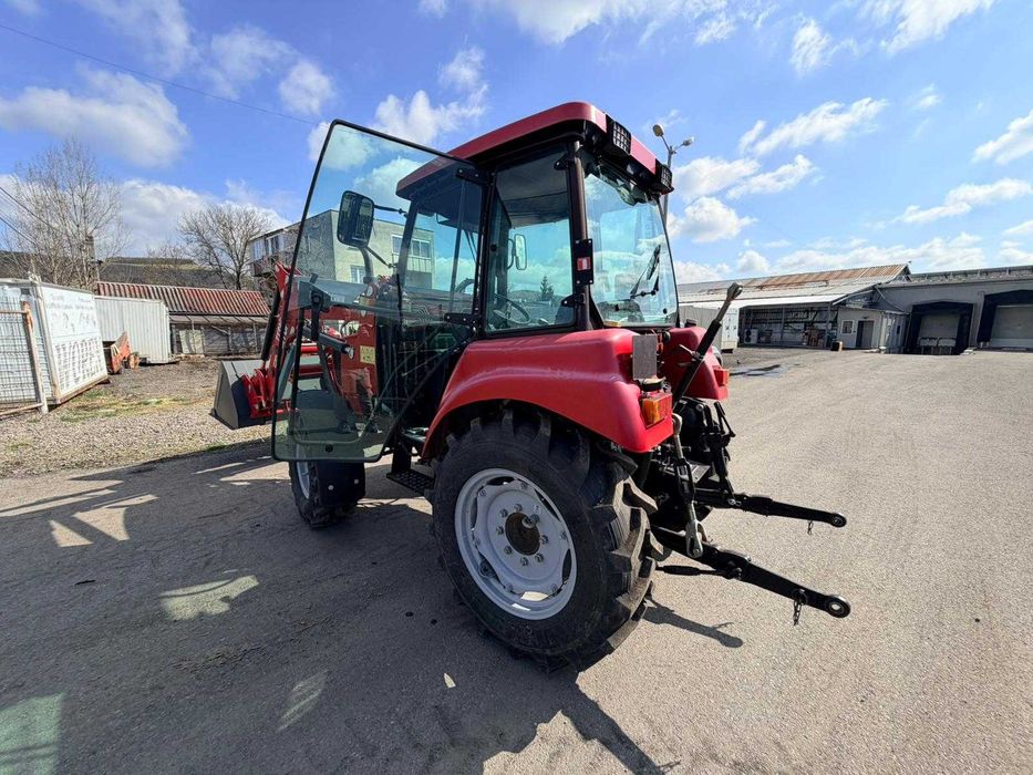 Belarus 422.4  Tractor compact CU ÎNCĂRCĂTOR FRONTAL (METAL TECHNIK MT01)l NOU -ZERO ORE LUCRATE 27 000 euro TVA INCLUS