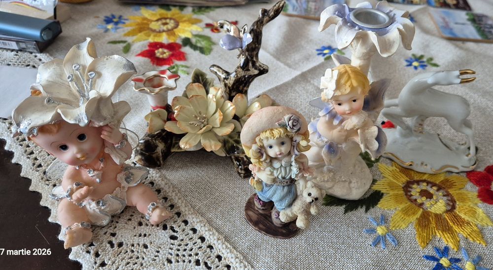Vând bibelouri porțelan