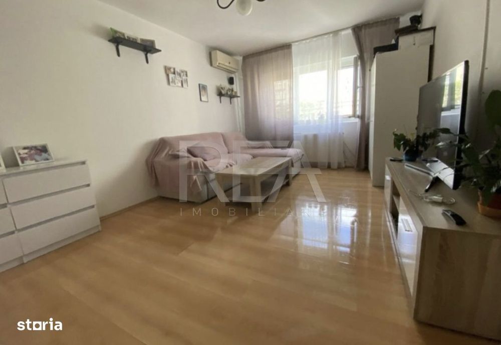 3 camere, 4/4, bloc 1981, 68mp-Gorjului