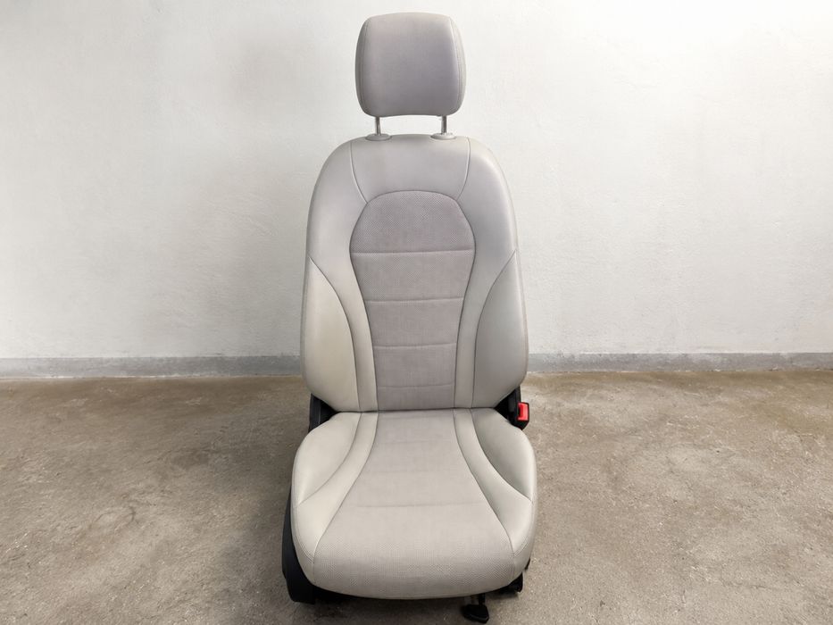 Салон за мерцедес w205 c class ц класа седан