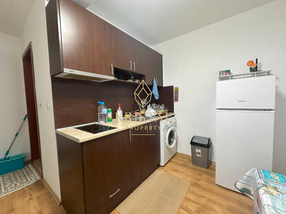 Продава се Двустаен апартамент в Свети Влас - 77 кв.м за 1078 €/кв.м - Снимка #2