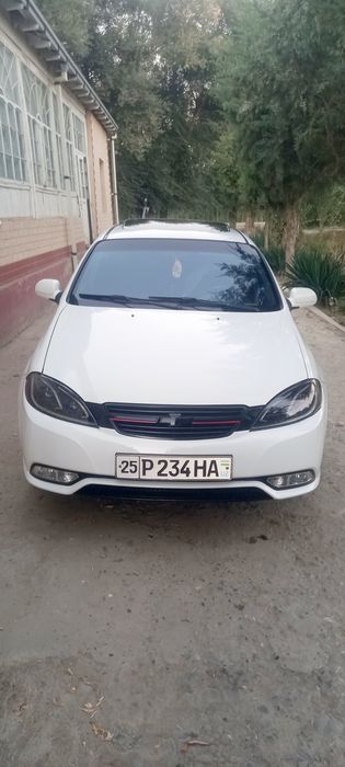 Lasetti jentra qilingan