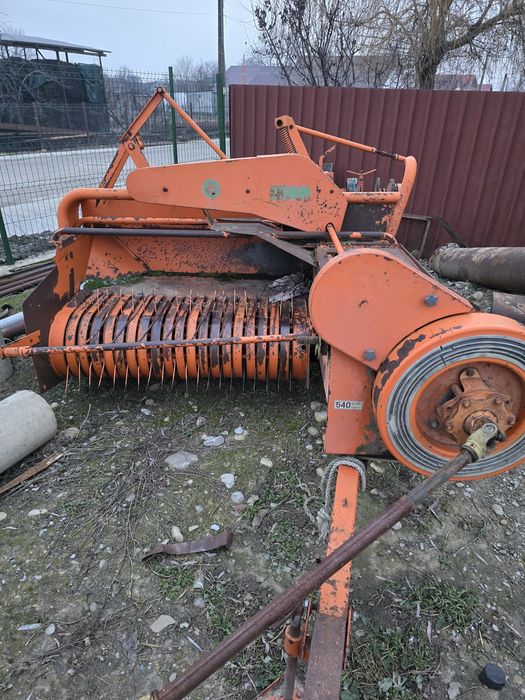 Vând disc și presă/balotieră gallignani model 2500