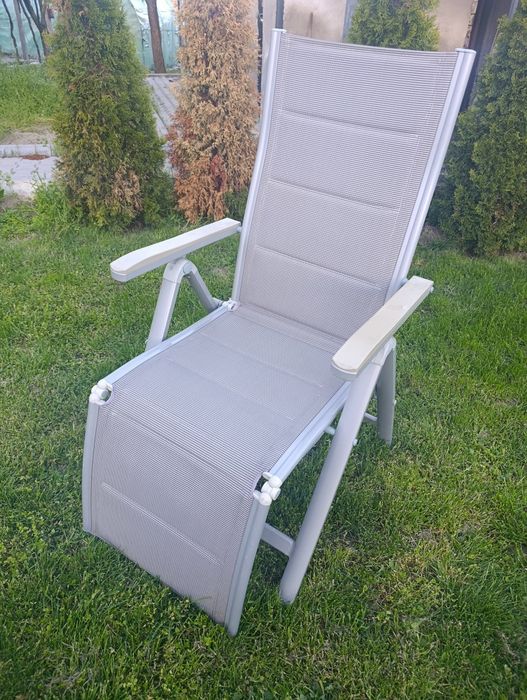 Сгъваем алуминиев стол тип шезлонг