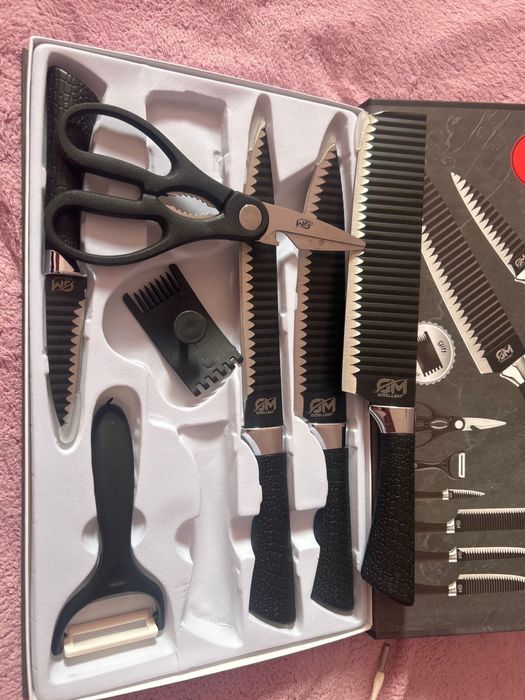 Продам набор ножей