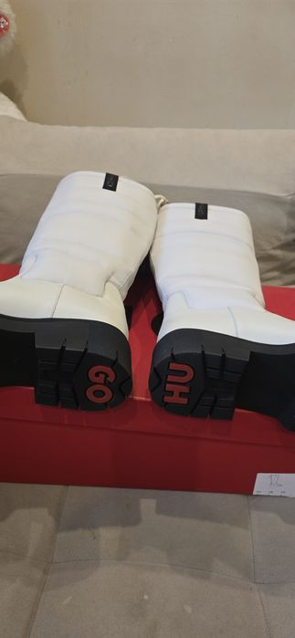 Дамски ботуши HUGO,размер 38