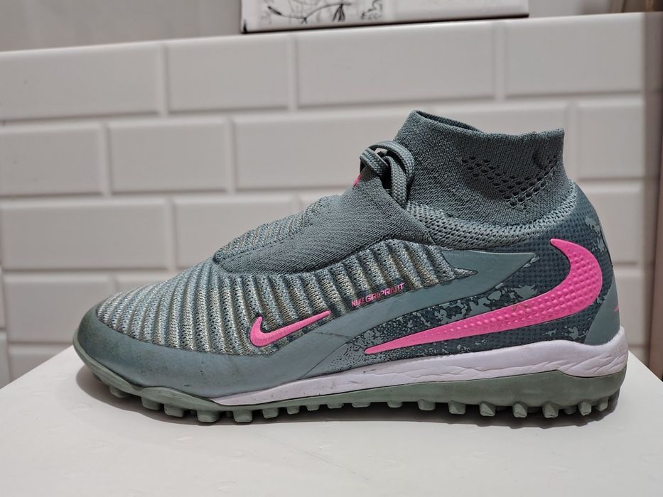 Сороконожки Nike Phantom, размер 36