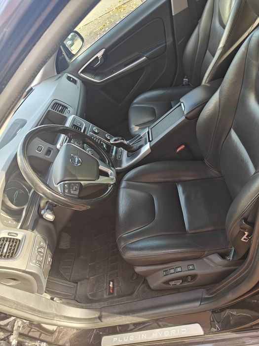 Volvo V60 Plug-in Hybrid 2.4
