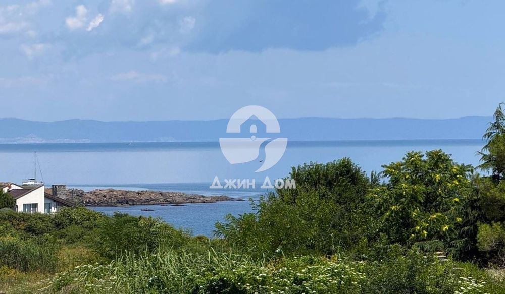 Едностаен апартамент с ГЛЕДКА МОРЕ в к-с „Флорес Гардън“, Черноморец