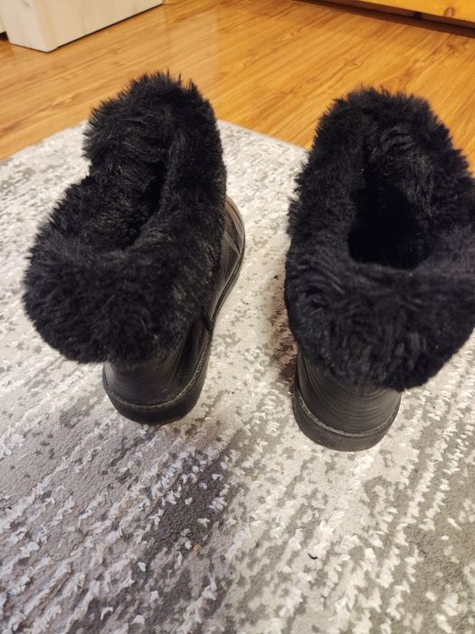 Ghete tip ugg cu perle