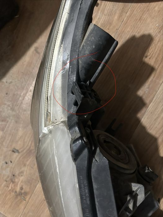 фара правый передний corolla 2007 E150