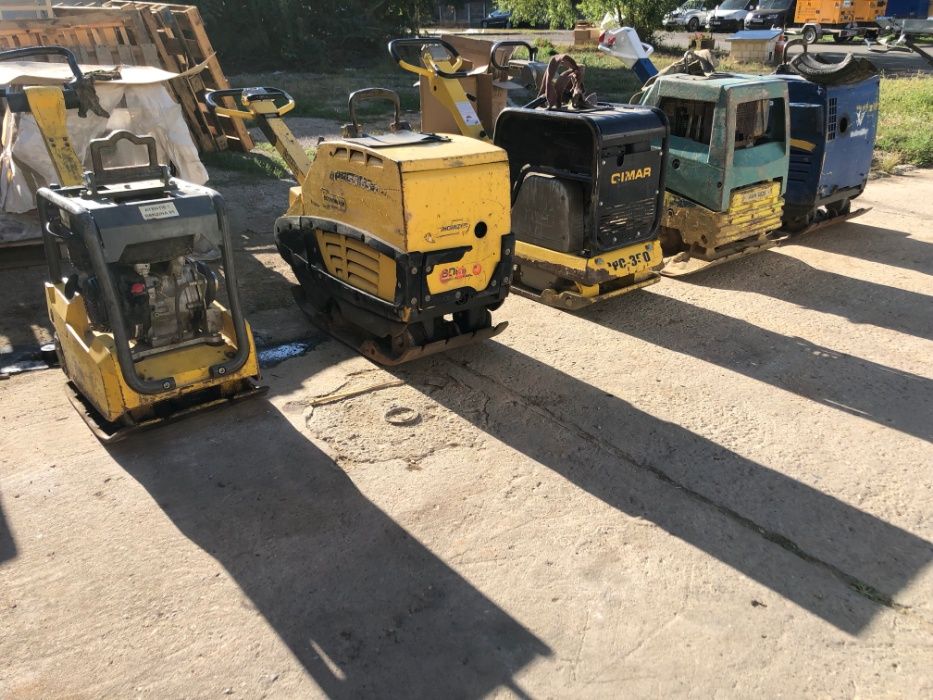 Inchiriez placa compactoare 450kg Timisoara