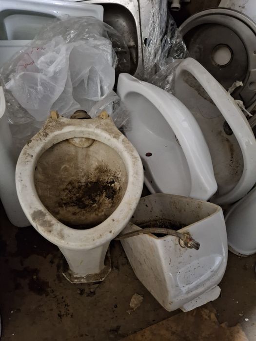 Унитаз б/у 5000т