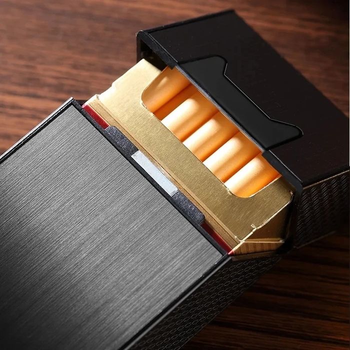 Портсигар с USB зажигалкой