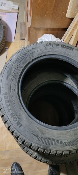 Продам шины почти новые