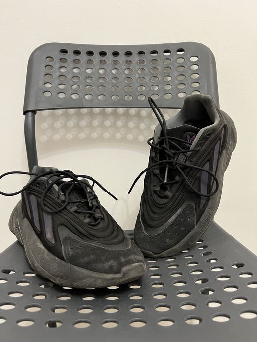 Кроссовки adidas ozelia
