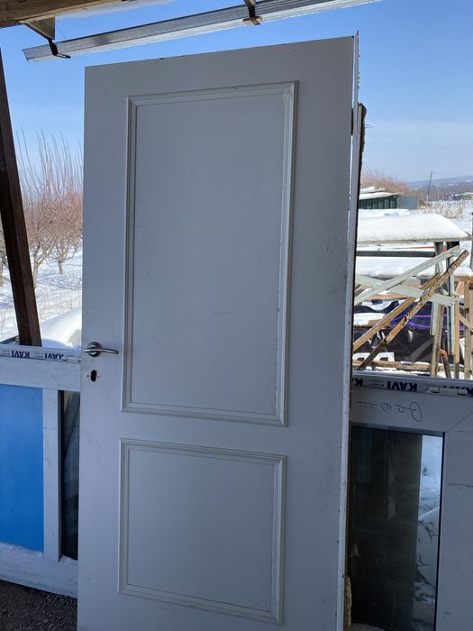 Есіктер двери сатылады