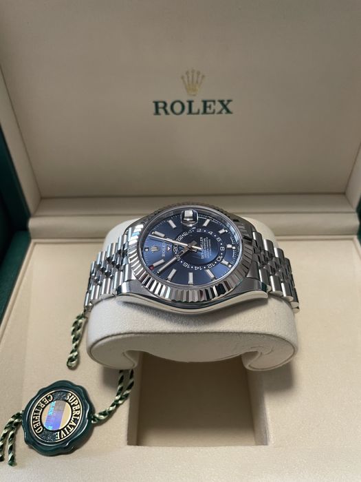 Часовник Rolex Sky-Dweller Blue Dual Jubilee