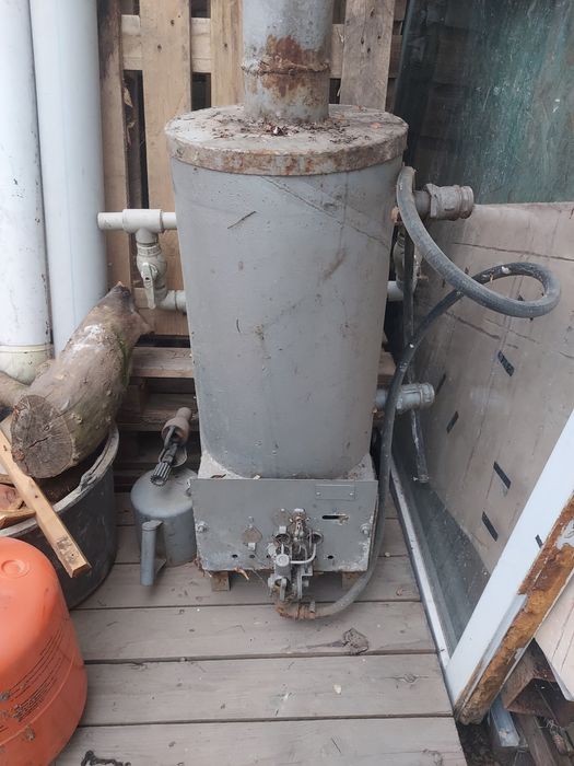 Продам газовую печку экономку!