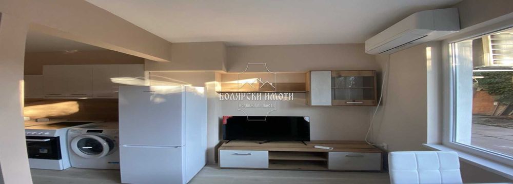 Дава се под наем Едностаен апартамент в Велико Търново, Център - 40 кв.м за 229.5 € - Снимка #2