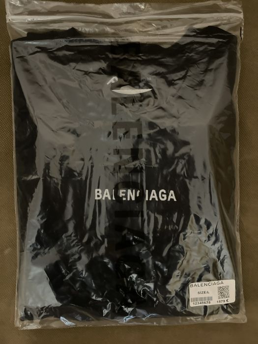 Balenciaga Тениска