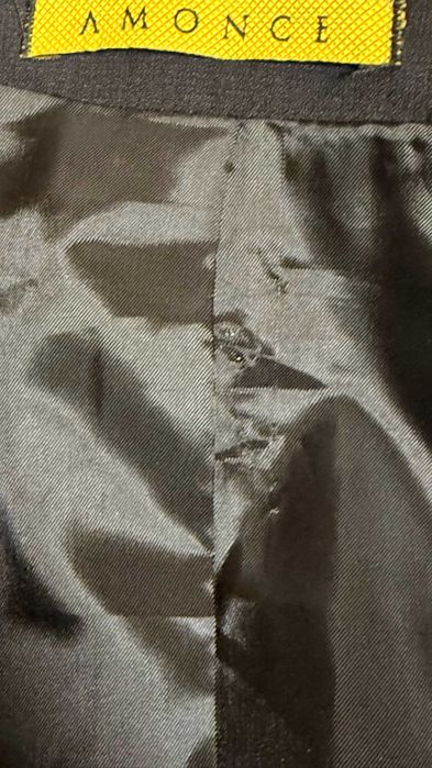 Sacou bărbătesc negru Amonce ca nou ,calitate premium/lux.