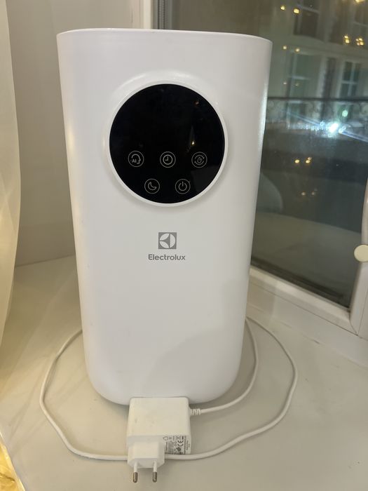 Увлажнитель воздуха Electrolux