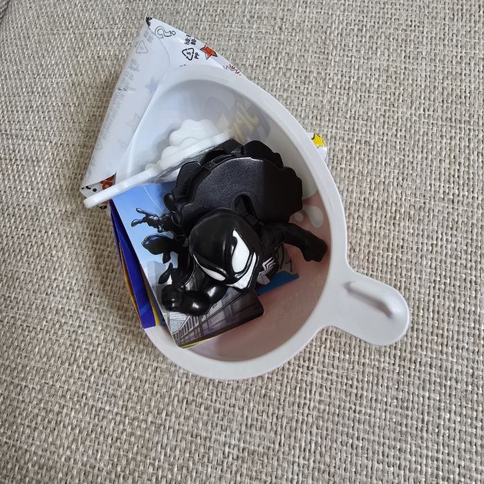 Kinder minecraft, star wars, фиксики, spider man