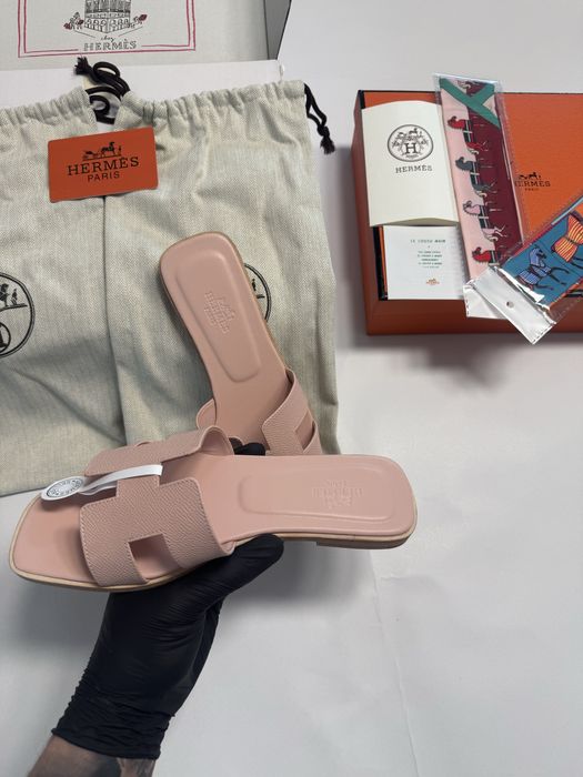 *PREMIUM* Papuci Hermès , Full Box, Mărimi 35/41 , 100% Piele Naturală