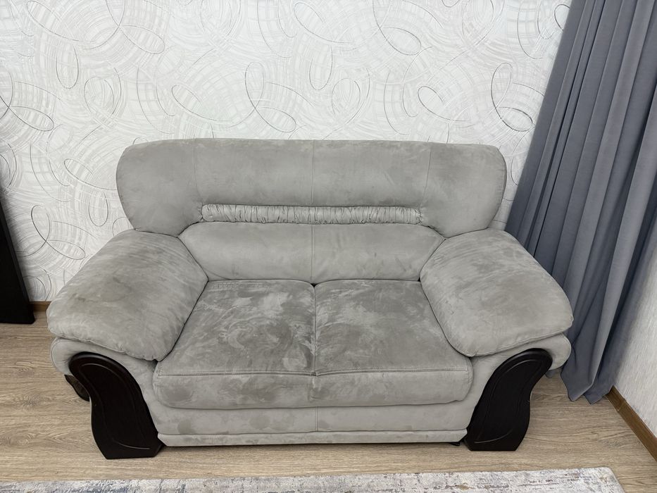 Продам 2 дивана