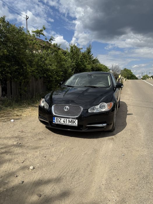 Jaguar XF 2.7 an 2009. Accept variante!