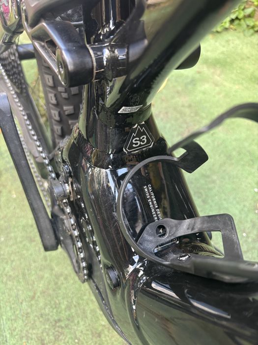 Bicicleta electrica full suspension SPECIALIZED LEVO COMP