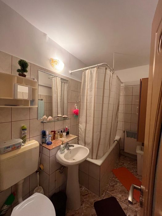 Apartament 3 camere decomandat