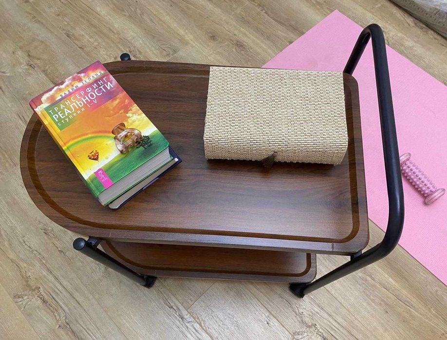 прикроватный столик