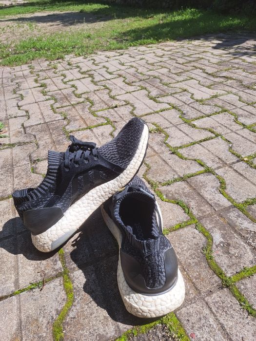 Adidași Continental