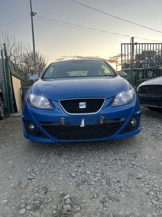 Bară fată  completa cu spălătoare faruri Seat ibiza 6J 2012