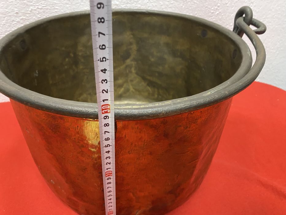 Голям месингов казан с дръжки от ковано желязо