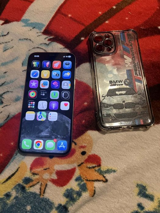 Iphone 12 pro max gold