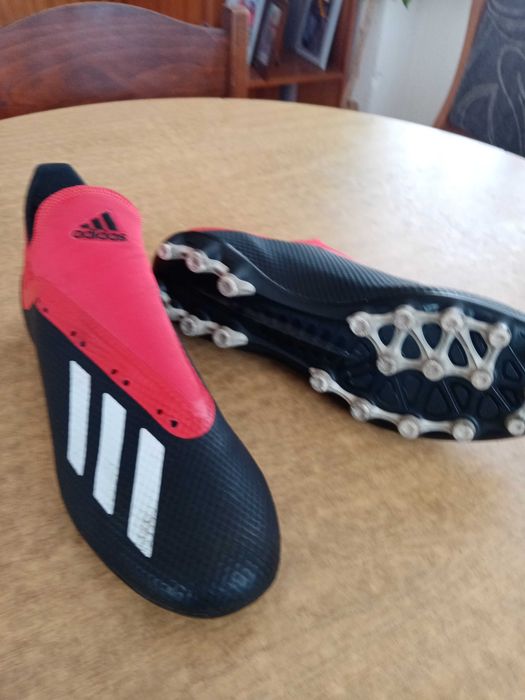 Футболни обувки ADIDAS