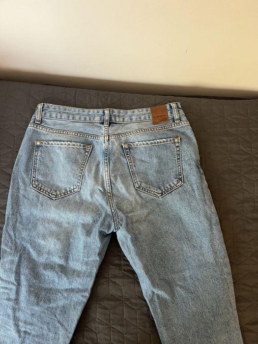 Дамски дънки с камъчета Zara