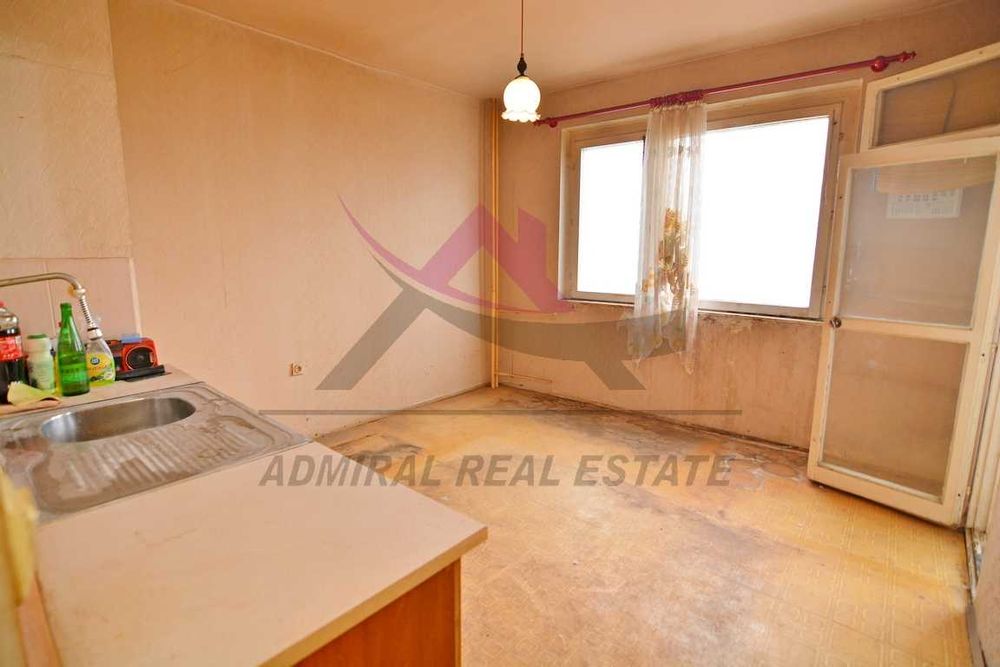 Продава се Двустаен апартамент в Варна, Цветен квартал - 65 кв.м за 1877 €/кв.м - Снимка #6