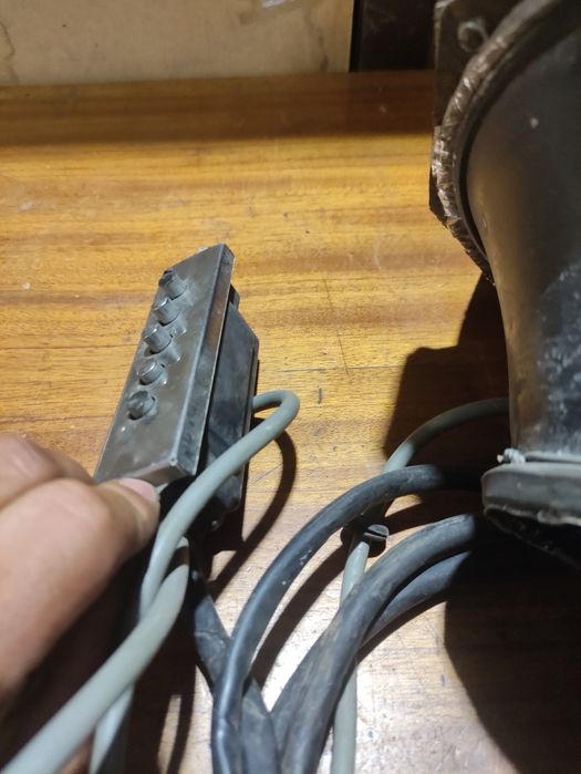 Центробежен вентилатор 190w
Работи отлично със бутони за управление.
М