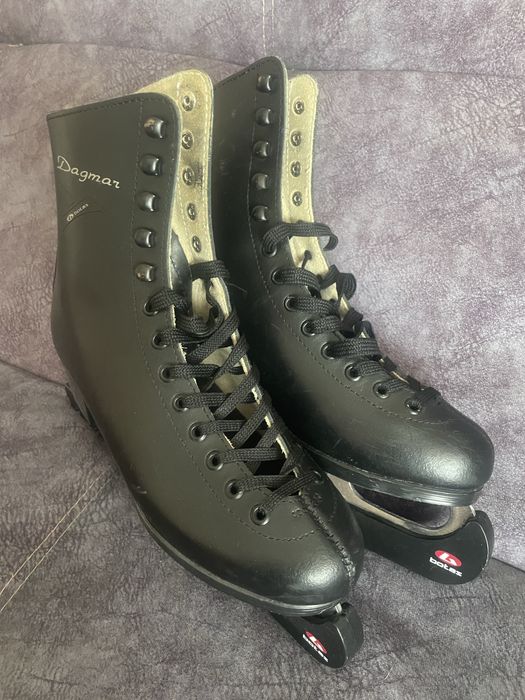Продам фигурные коньки